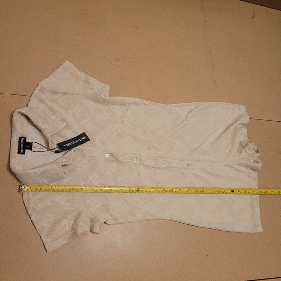 NWT Pretty Little Thing embossed towel beach playsuit,beige,size 4 - Picture 7 of 14